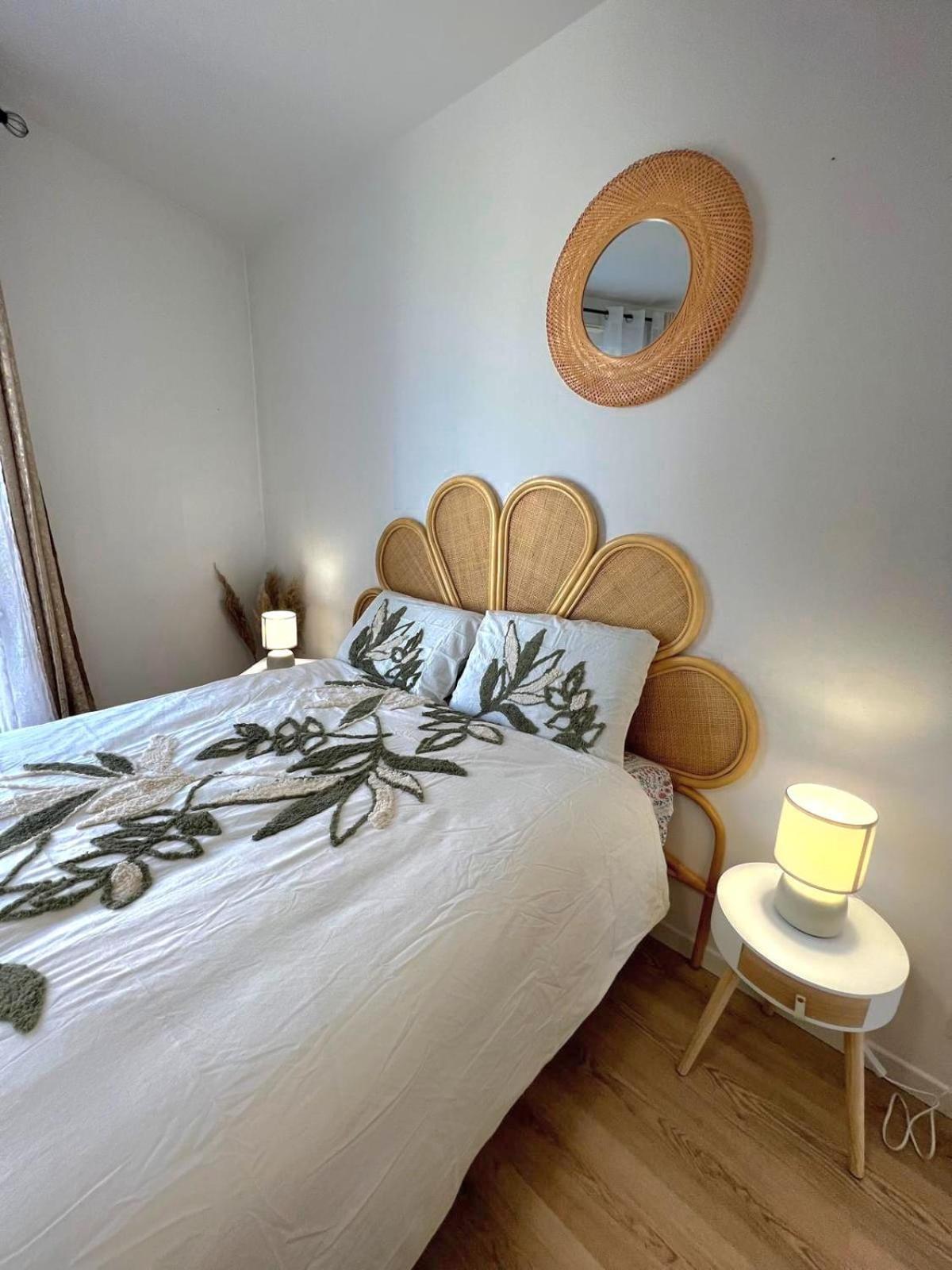 Appartement Elegant Et Lumineux Romainville Eksteriør bilde