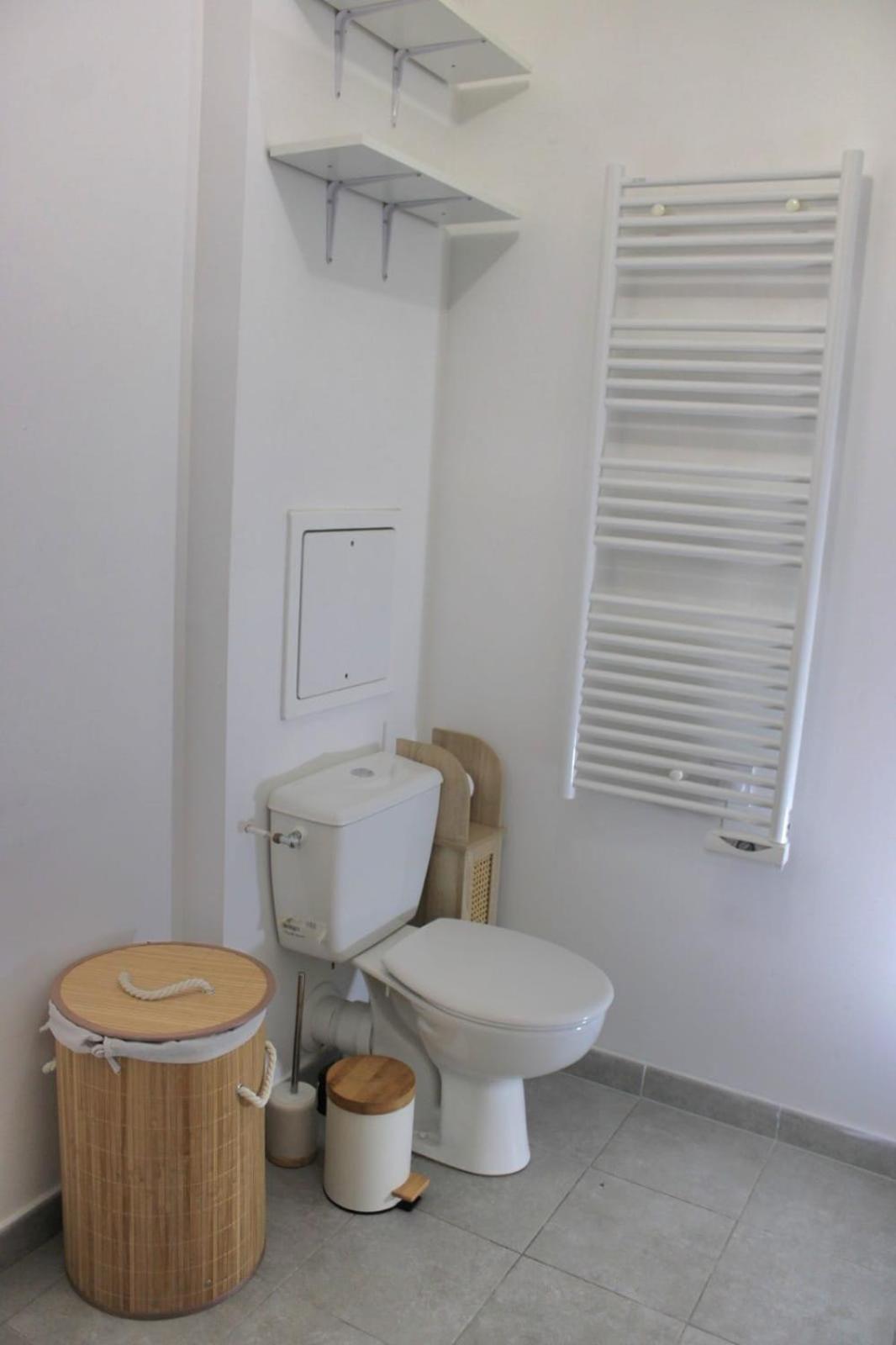 Appartement Elegant Et Lumineux Romainville Eksteriør bilde