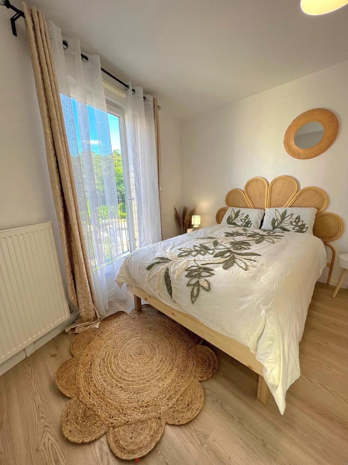 Appartement Elegant Et Lumineux Romainville Eksteriør bilde